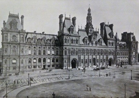 Exterior of the Hôtel de Ville