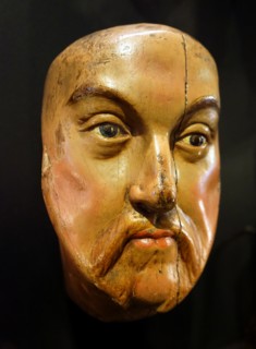 Wooden carving of Henry VIII