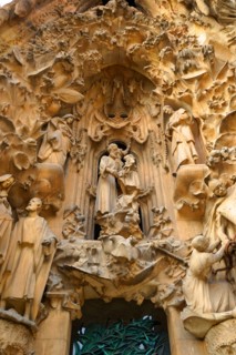 Details from the exterior of the Basílica i Temple Expiatori de la Sagrada Família