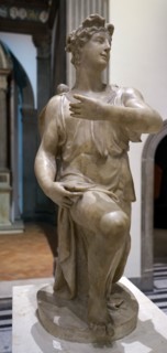 Kneeling angel possibly by Silvio Cosini