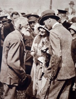 Prince Albert and Lady Elizabeth during their visit to Queensland