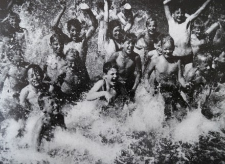 Swimmers at Flatenbadet