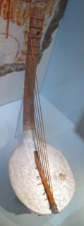 An Arched Wooden Harp from Thebes