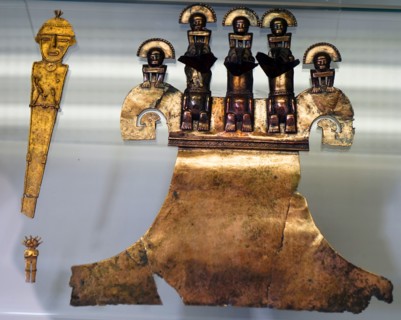 Gold objects from Colombia