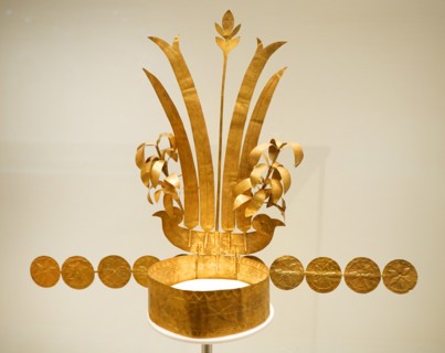 Ceremonial crown