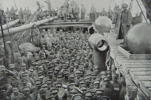 Portuguese forces departing for the world war battlefields.