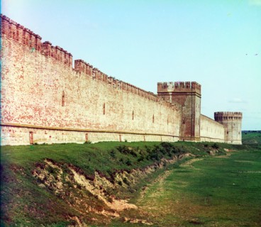 Fortress wall with Veselukha tower. Smolensk, Russia