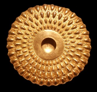 Gold phiale or libation bowl. Greek 4th-3rd century BC