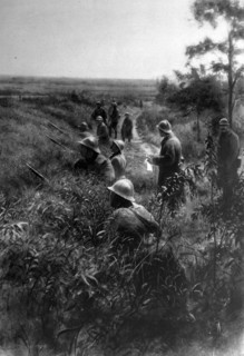 French colonial Zouave soldiers prepare to resist a german military advance in France 1915