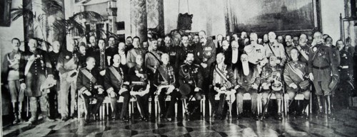 Tsar of Russia, Nicholas II holds a meeting with ambassadors