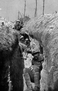 French soldiers in a trench in WWI 1917