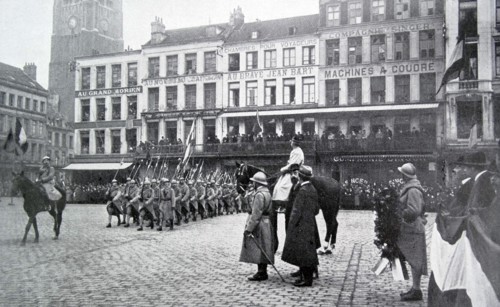 French infantry reviewed in Dunkirk;   France 1919