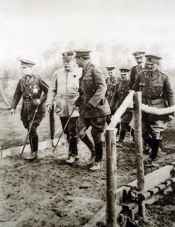 Allied generals Douglas Haig and General Foch at the battle front WWI 1915
