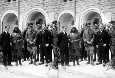 Photograph of the arrival of Sir Herbert Samuel