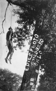 Photograph of the Lynching of Bennie Simmons