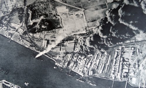 Bombing of east london during WWII