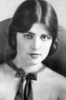 Virginia Rappe (1891 ñ 1921); American model and silent film actress