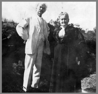 Mark Twain with Anna Laura (Elizabeth) Hawkins Frazer