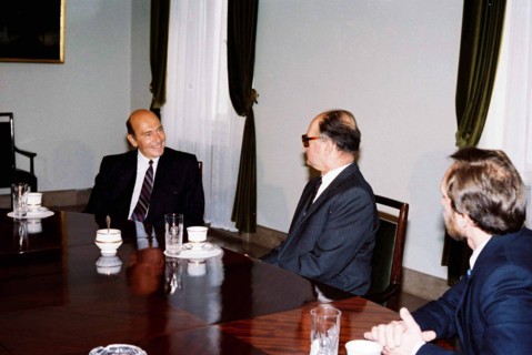 NATO Secretary General , meeting with President Wojciech Jaruzelski