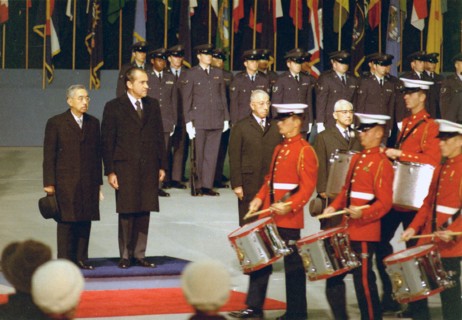 Photograph of President Richard Nixon and Japanese Emperor Hirohito