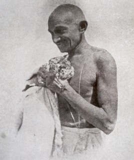 1924 photograph of Mohandas Gandhi