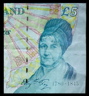 Elizabeth Fry depicted on a paper £5 banknote