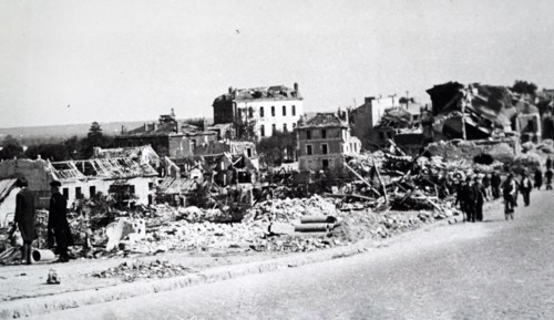 Destruction at the town of Saint-Cyr, 1944
