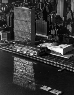 Photograph of the exterior of the United Nations Headquarters in New York