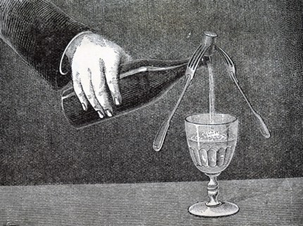 An experiment that demonstrates the centre of gravity