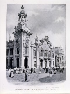 A black and white aerial photograph of the Exposition Universelle (World Fair) Paris, 1900