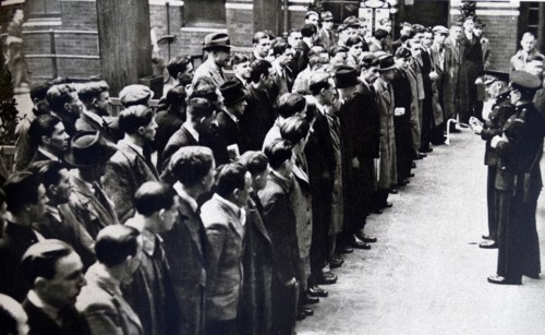 New recruits joining British army during World War II