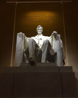 The Lincoln Memorial is a US national memorial built to honour the 16th president of the United States, Abraham Lincoln