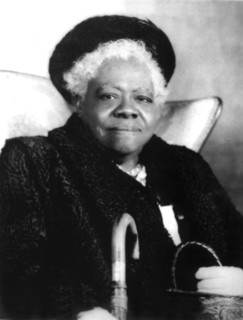 Mary Jeanne McLeod Bethune (born in 1875)