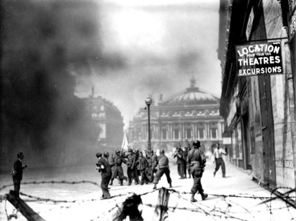 Liberation of Paris: the Nazi surrender