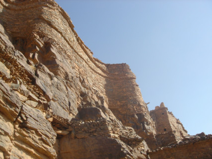 Greniers fortifiés du sud marocain, ou agadirs.