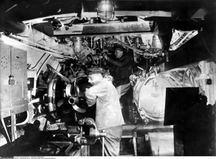 Intérieur d'un sous-marin allemand, 1917