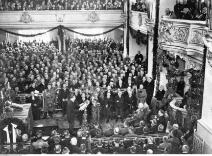Adolf Hitler prononce un discours à Potsdam, 1933