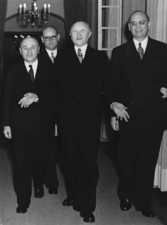 Visite de la première délégation européenne , 9 décembre 1953