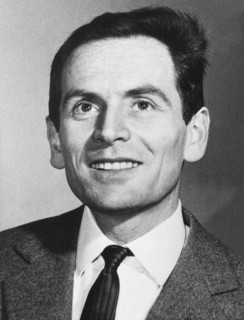 Portrait de Pierre Cardin en 1958
