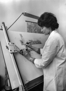 Portrait de femme, 1970-1979 : dessinatrice industrielle
