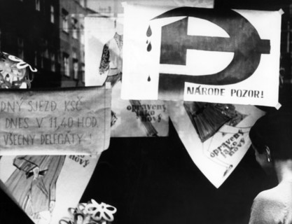 Printemps de Prague : manifestations anti-troupes du Pacte de Varsovie, août 1968