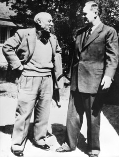 Pablo Picasso et Maurice Thorez, avril 1953