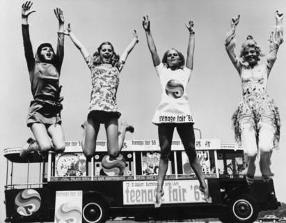 Publicité pour la foire de la consommation "Teenage Fair 69"