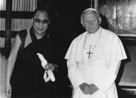 Dalai Lama et le pape Jean-Paul II