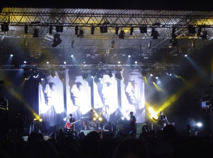 Deutschland, Haldern Pop Festival  in Rees-Hakldern am Niederrhein, auf der Bhne die Rockband