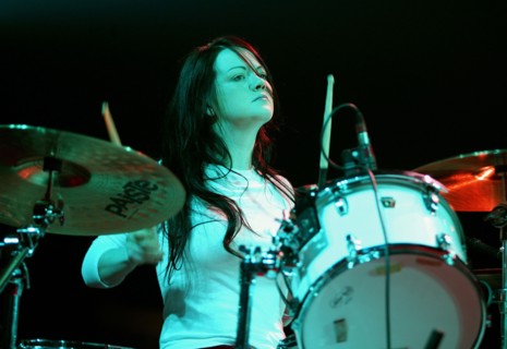 COLMusikgruppe, Blues-Rock; USADrummerin Meg White bei einem Auftritt im E-Werk, Kîln- 17.05.2003