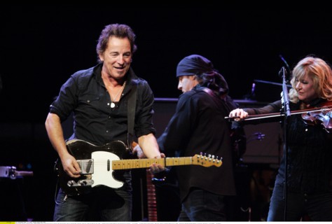 Springsteen, Bruce - Rockmusiker, USA/ Auftritt in der in der Koelnarena in Koeln
