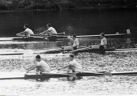 Sechziger Jahre, Sport, Rudern, Internationale Ruderregatta 1966 in Duisburg, Doppelzweier, Maenner, Duisburg-Wedau, Rhein, Ruhrgebiet, Nordrhein-Westfalen