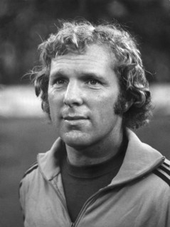 Der englische Fuáball-Nationalspieler Bobby Moore von West Ham United. 
 
 
Aufgenommen April