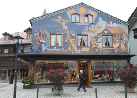 Oberammergau bemalte Hausfassade